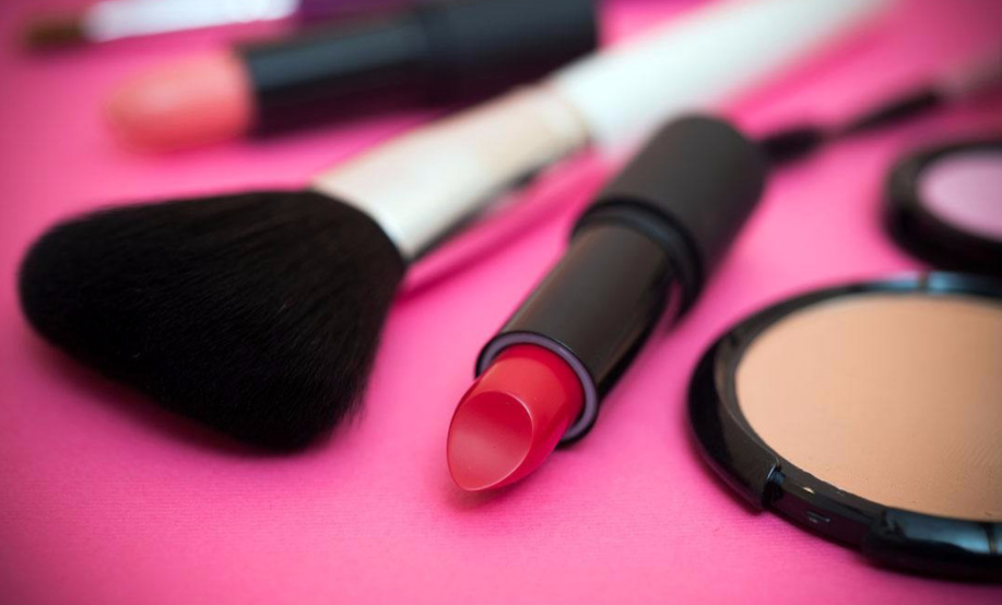 化妆品集团公司网站建设制作策划方案